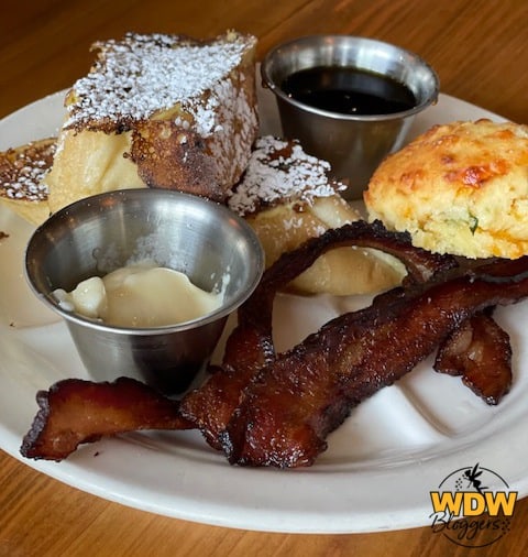 Chef Art Smith's Homecomin' Disney Springs Southern Brunch French Toast and Bacon