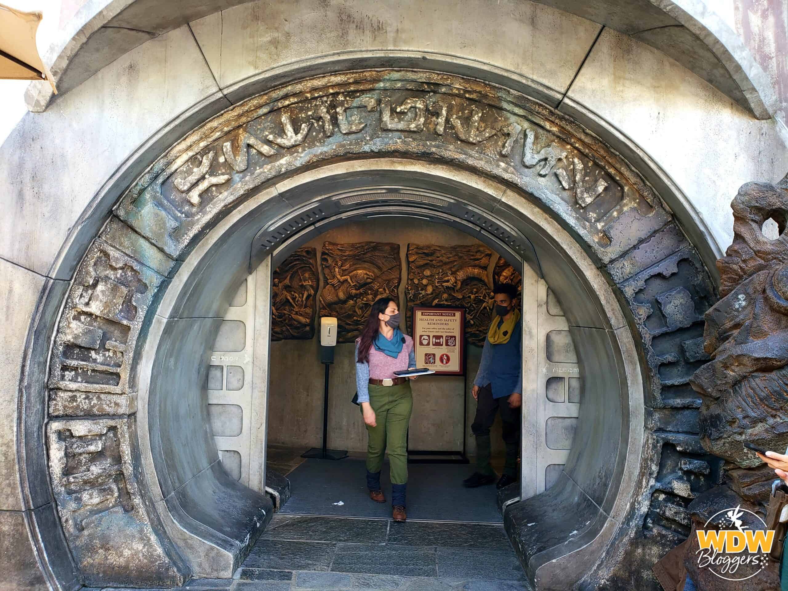 Star Wars Galaxy's Edge Dok Ondar's Den of Antiquities Entrance