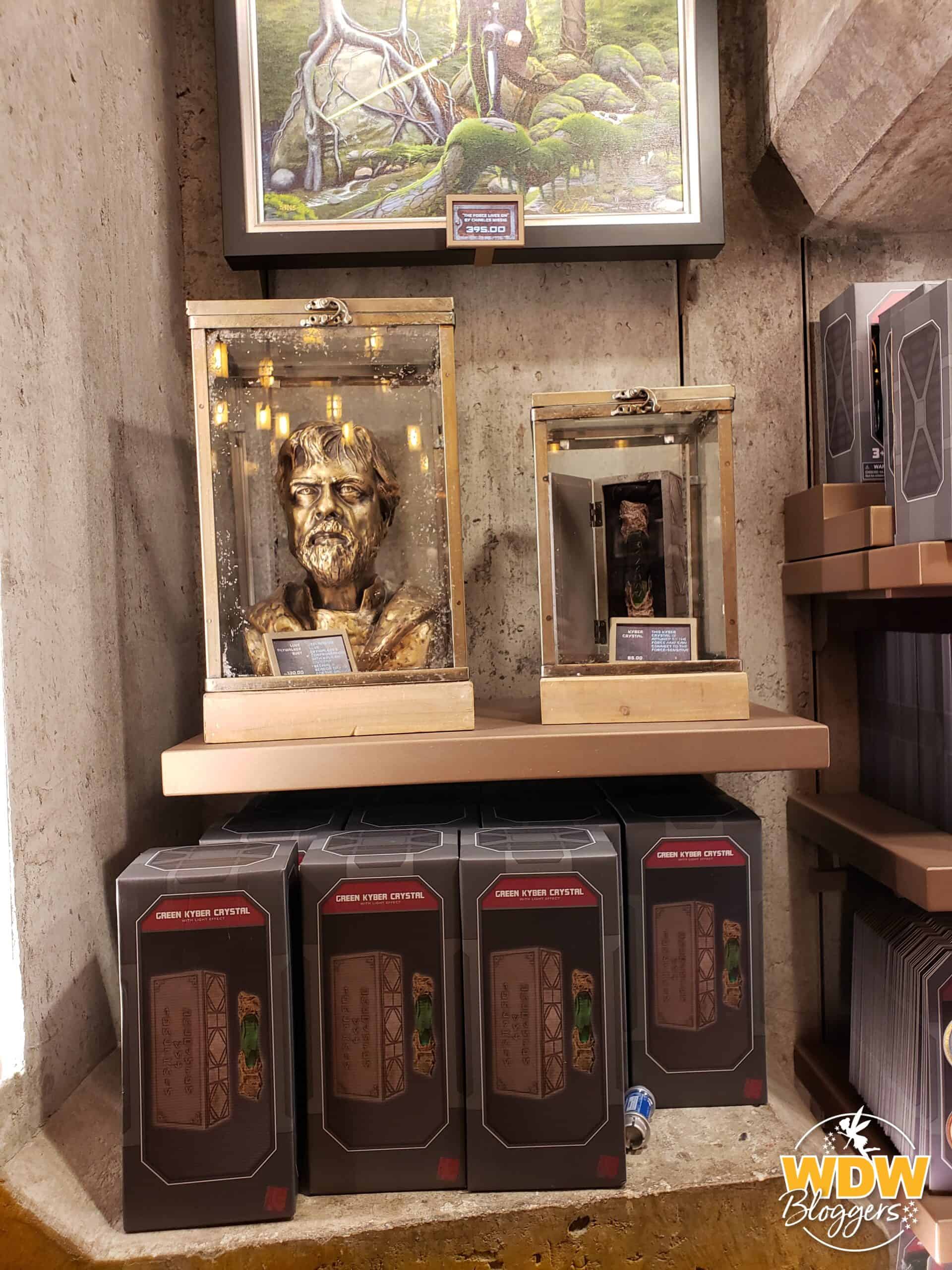 Star Wars Galaxy's Edge Dok Ondar's Den of Antiquities Luke Skywalker Bust